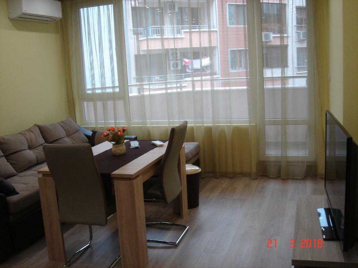 Apartment Deni Burgas City Eksteriør billede