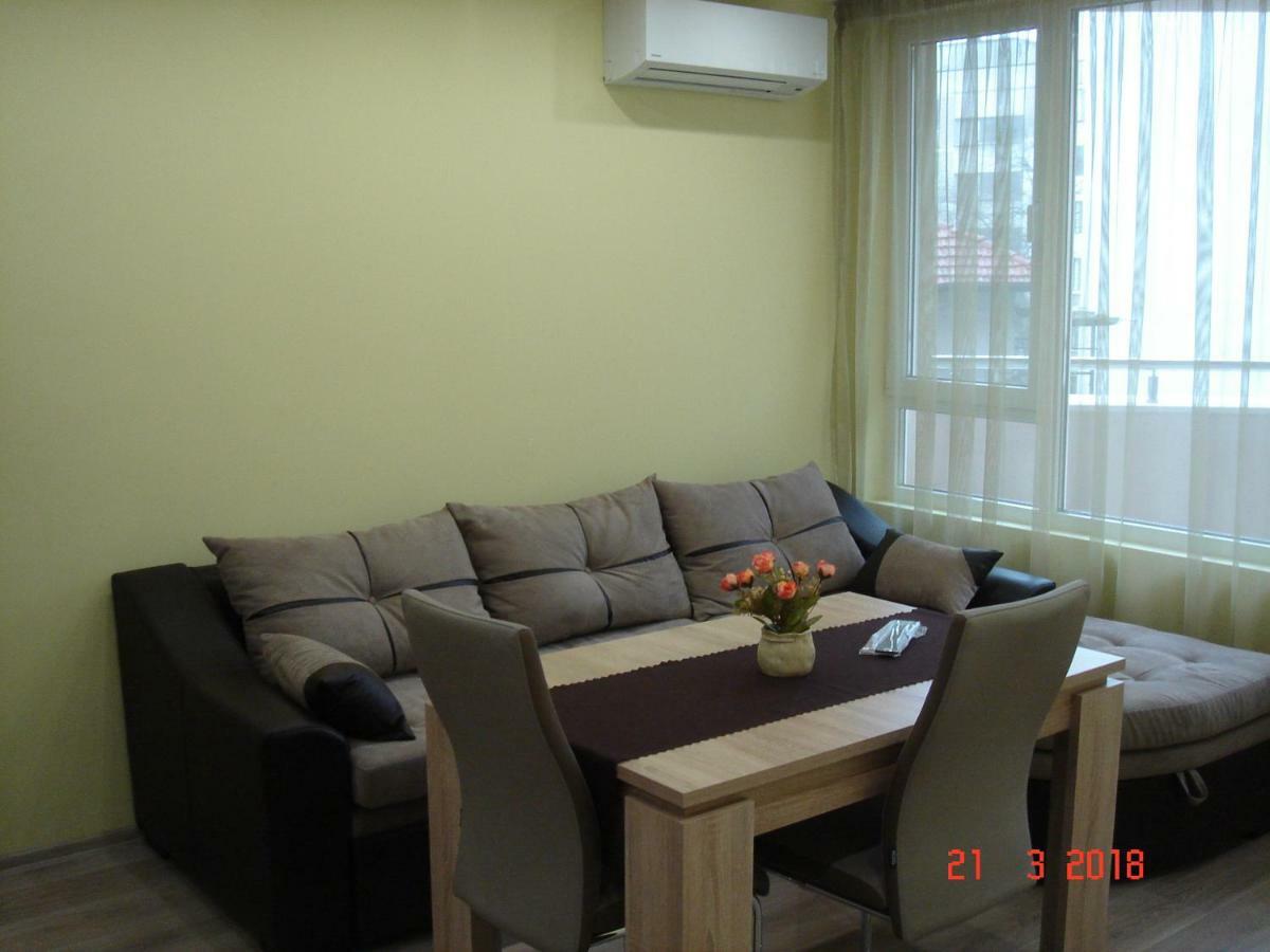 Apartment Deni Burgas City Eksteriør billede