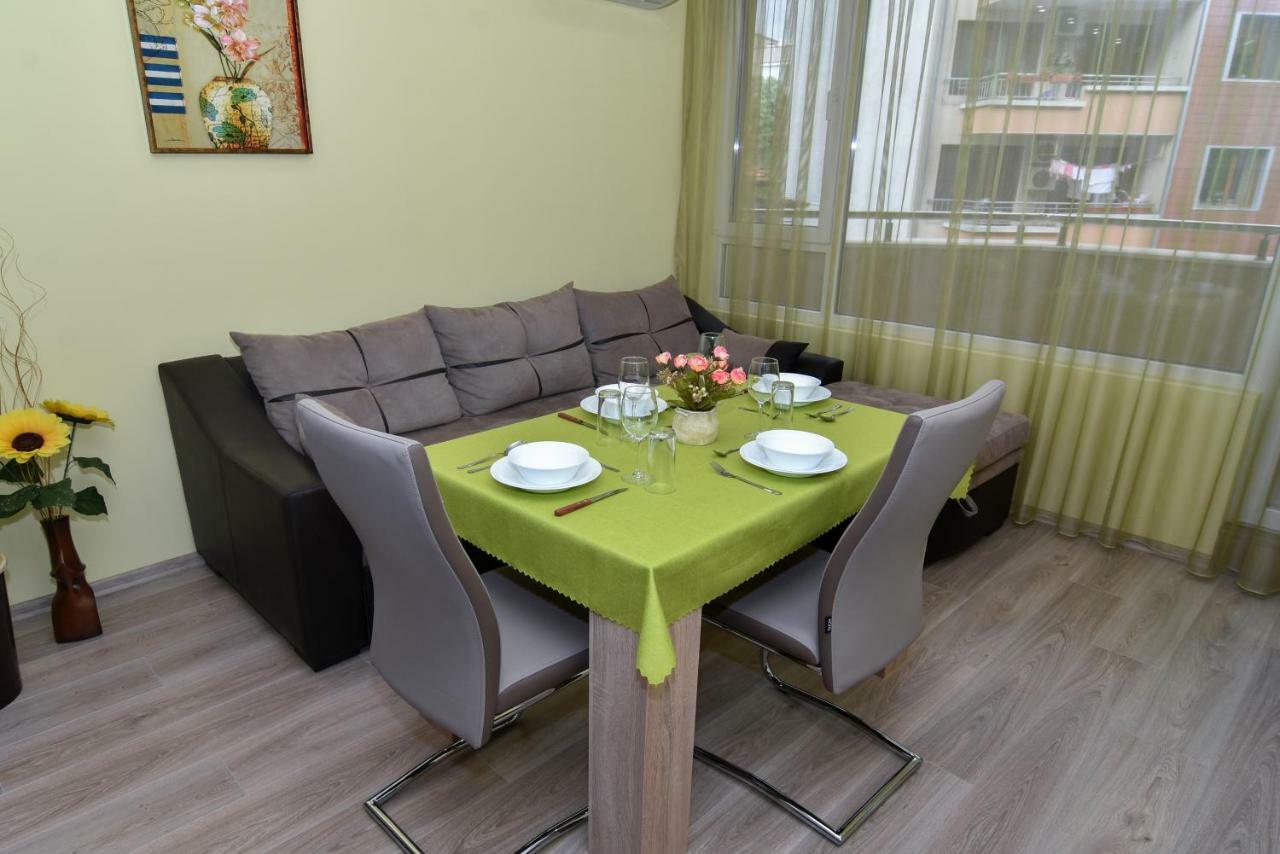 Apartment Deni Burgas City Eksteriør billede