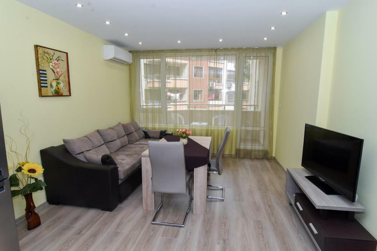 Apartment Deni Burgas City Eksteriør billede