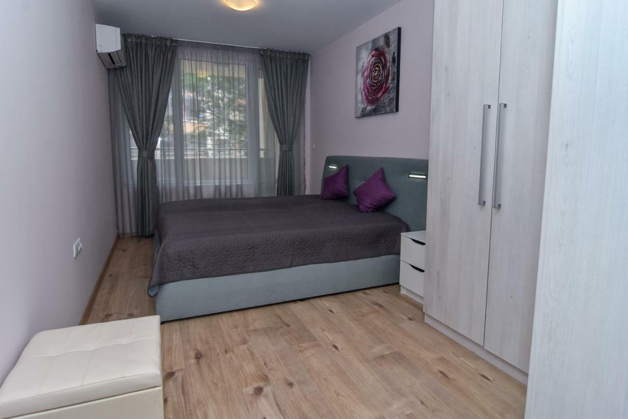 Apartment Deni Burgas City Eksteriør billede