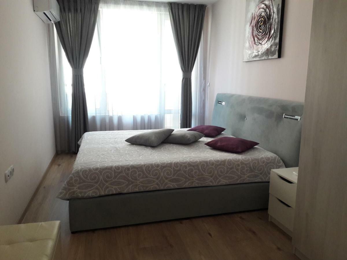 Apartment Deni Burgas City Eksteriør billede