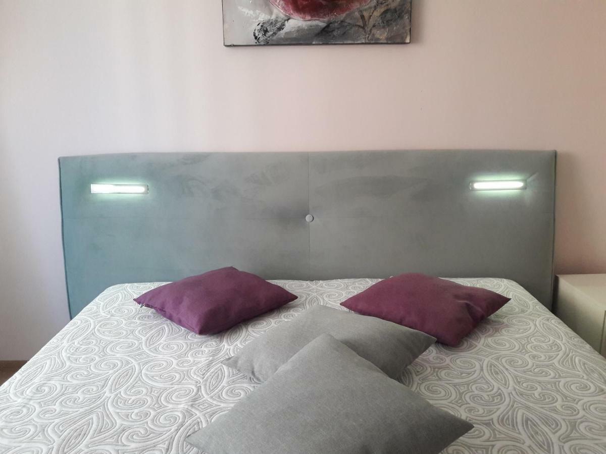 Apartment Deni Burgas City Eksteriør billede